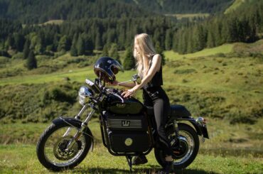 Lej en RGNT elmotorcykel